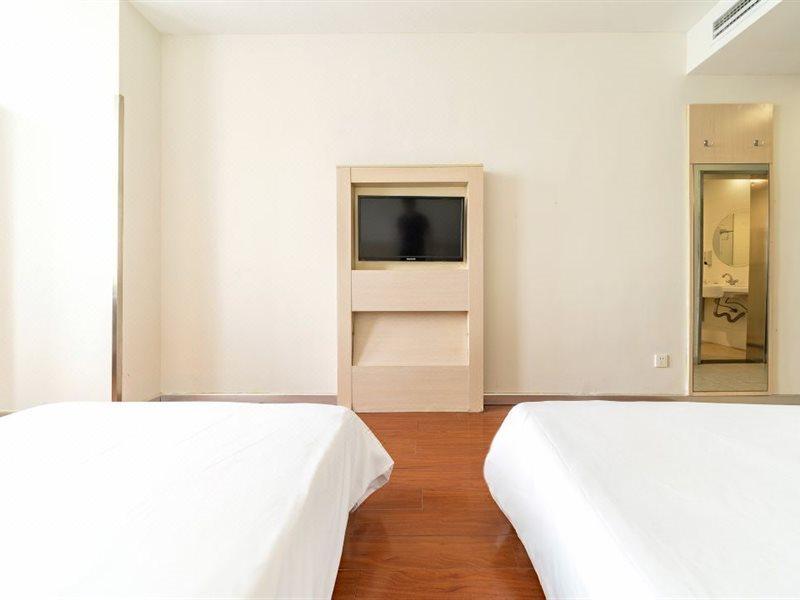 Hanting Hotel 2*